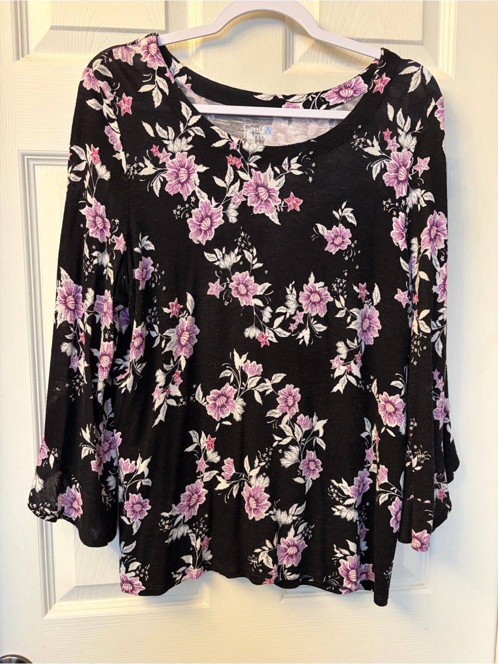 Croft & Barrow Top - Size Petite Medium, scoop neck, flared sleeves, blk/wht/pnk